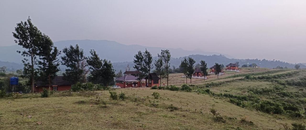 Misty Valley Resort Varagampadi Luaran gambar