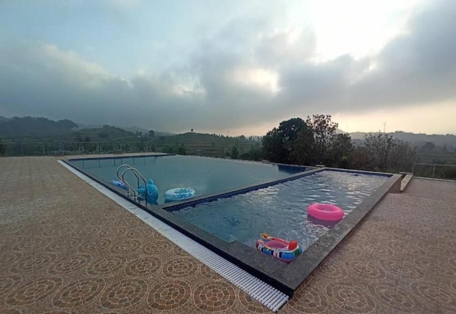 Misty Valley Resort Varagampadi Luaran gambar