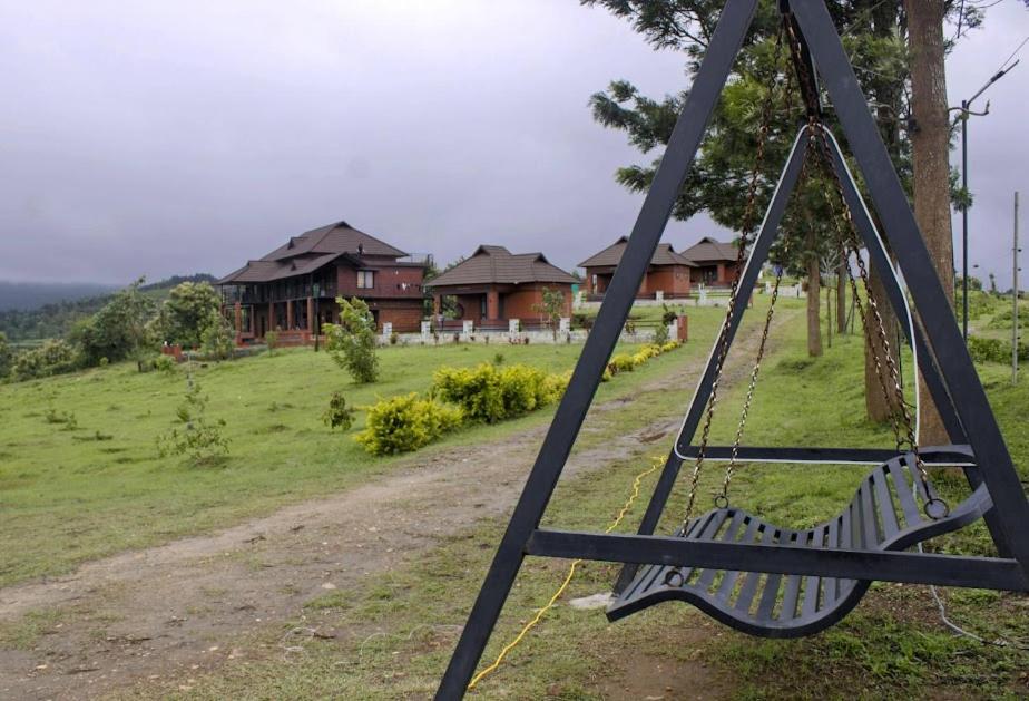 Misty Valley Resort Varagampadi Luaran gambar